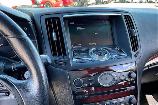 2010 INFINITI G37x Base