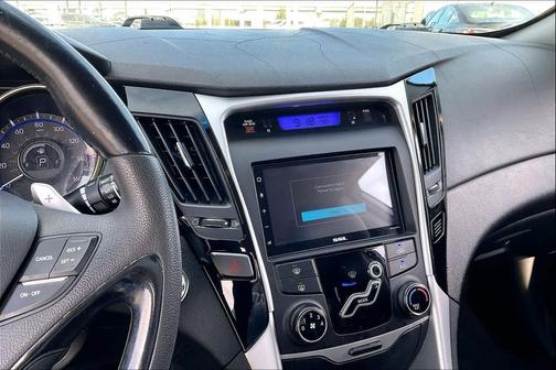 2012 Hyundai SONATA SE