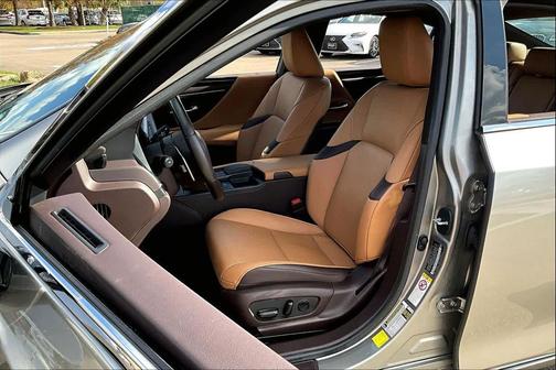 2019 Lexus ES 350 Base