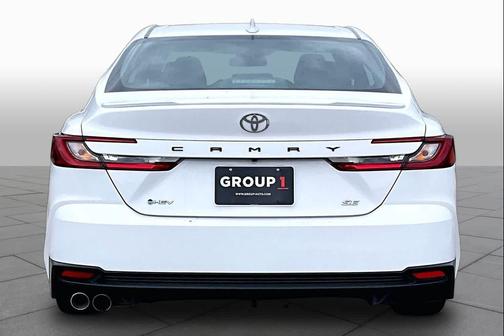 Ice Cap 2025 Toyota Camry SE