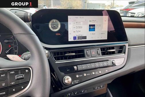 2025 Lexus ES 350 Base