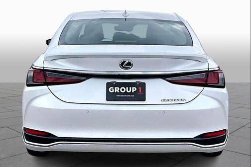 2024 Lexus ES 300h Base