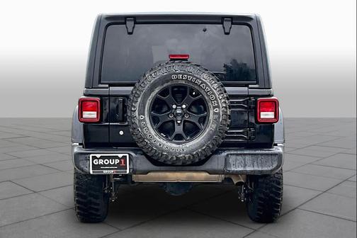Black Clearcoat 2020 Jeep Wrangler Unlimited Willys 4x4