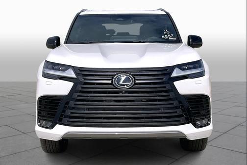 2026 Lexus LX 700h Luxury