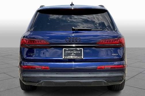2022 Audi Q7 55 Prestige