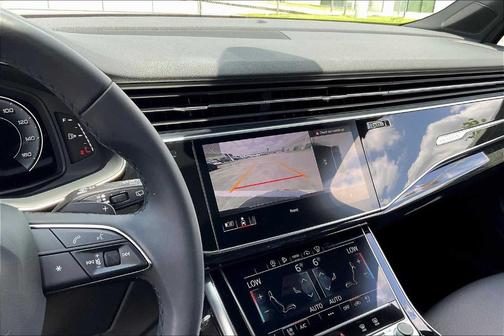2022 Audi Q7 55 Prestige