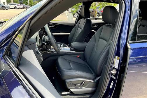 2022 Audi Q7 55 Prestige