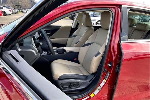 2019 Lexus ES 350 Base