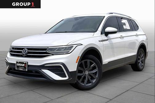 Opal White Pearl 2023 Volkswagen Tiguan 2.0T SE