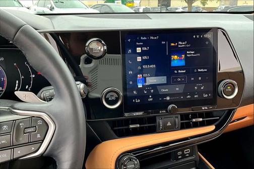 2025 Lexus NX 250 Premium