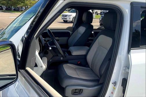 2022 Land Rover Defender 110 X-Dynamic SE