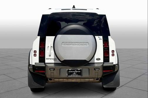 2022 Land Rover Defender 110 X-Dynamic SE