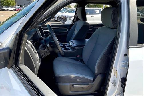 2021 RAM 2500 Big Horn Crew Cab 4x4 6'4' Box