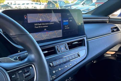 2022 Lexus ES 250 Base