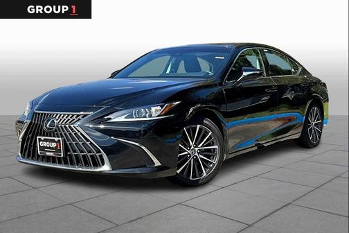 2025 Lexus ES 300h Base