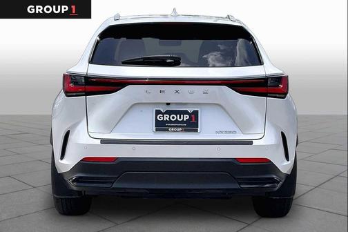 Eminent White Pearl 2025 Lexus NX 250 Premium