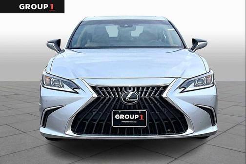 2025 Lexus ES 300h Base