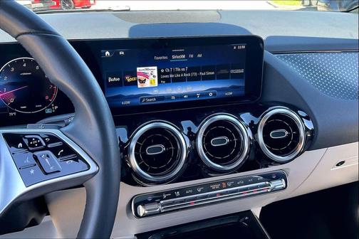 2025 Mercedes-Benz GLA 250 4MATIC