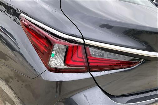 2025 Lexus ES 350 Base