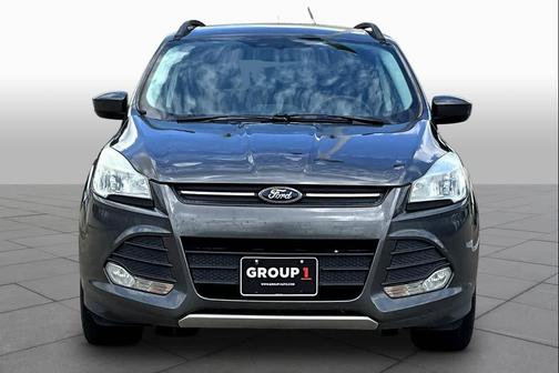 Magnetic 2016 Ford Escape SE