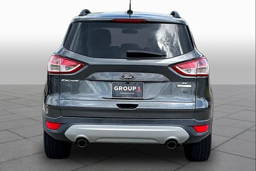 Magnetic 2016 Ford Escape SE