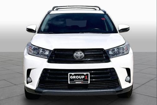 Blizzard Pearl 2018 Toyota Highlander SE