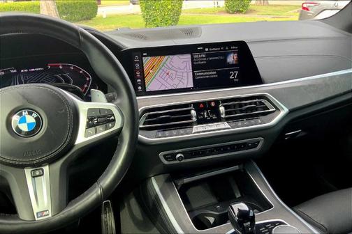 2022 BMW X5 M50i