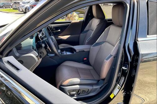 2023 Lexus ES 350 Ultra Luxury