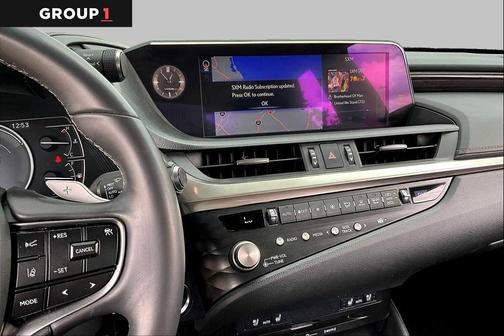 Eminent White Pearl 2021 Lexus ES 300h Base