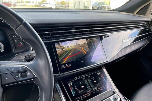 2021 Audi Q8 55 Premium Plus