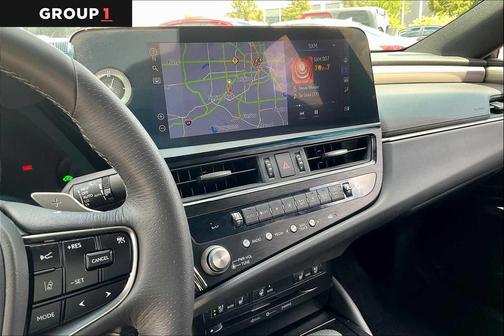 2022 Lexus ES 300h F SPORT
