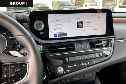 2025 Lexus ES 300h Base