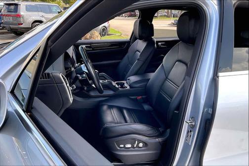 2019 Porsche Cayenne S