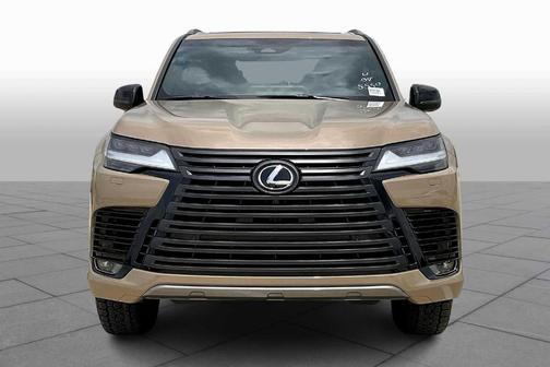 2025 Lexus LX 700h Overtrail