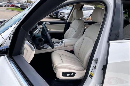 2020 BMW X7 xDrive40i