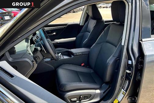 2025 Lexus ES 350