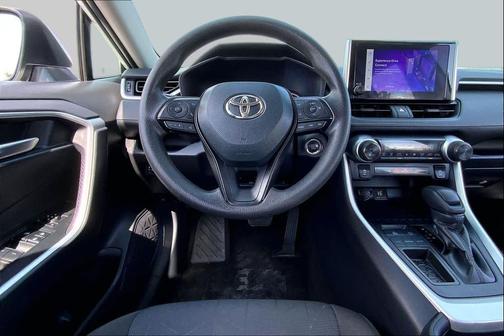 Ice Cap 2025 Toyota RAV4 XLE