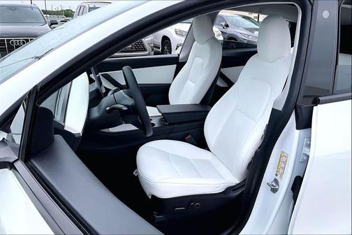 Pearl White Multi-Coat 2021 Tesla Model Y Long Range Dual Motor All-Wheel Drive