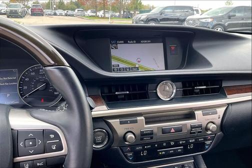 2016 Lexus ES 350 Base