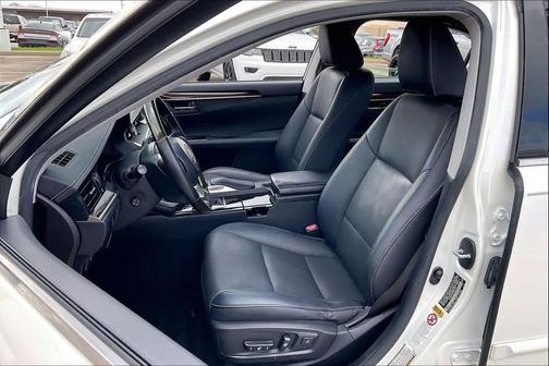 2016 Lexus ES 350 Base