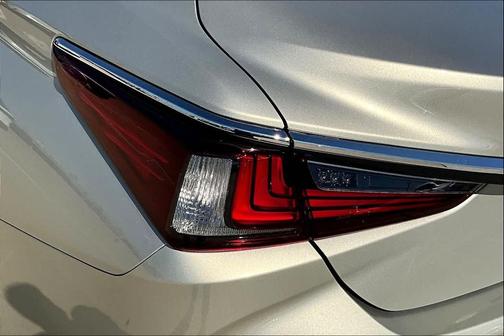 2025 Lexus ES 350 Base