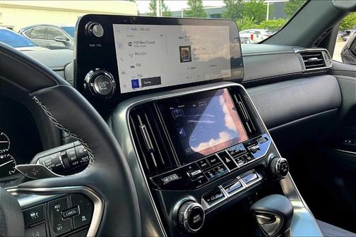 2022 Lexus LX 600 Luxury
