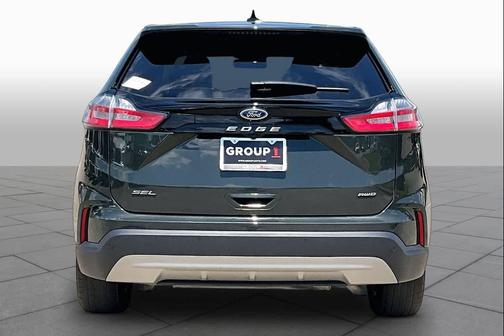 Forged Green Metallic 2024 Ford Edge SEL
