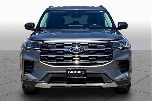 Carbonized Gray Metallic 2025 Ford Explorer Active