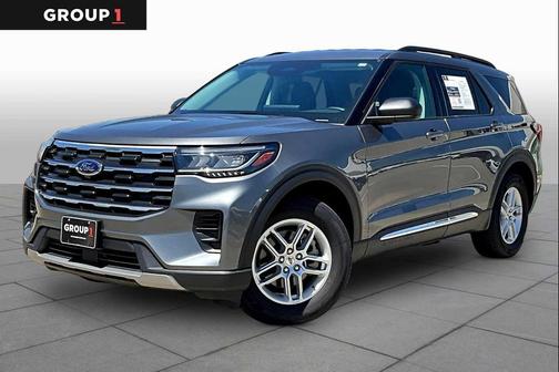 Carbonized Gray Metallic 2025 Ford Explorer Active