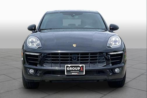 Black 2018 Porsche Macan Macan Sport Edition