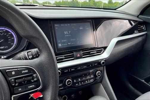 2020 Kia Niro LX
