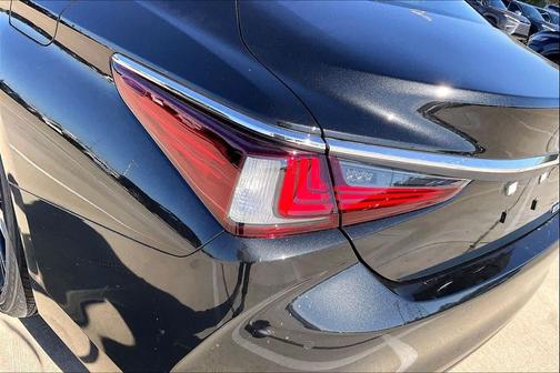 2025 Lexus ES 350 Base