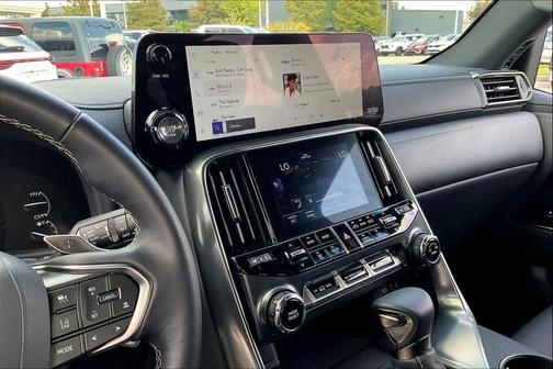 2024 Lexus LX 600 Premium