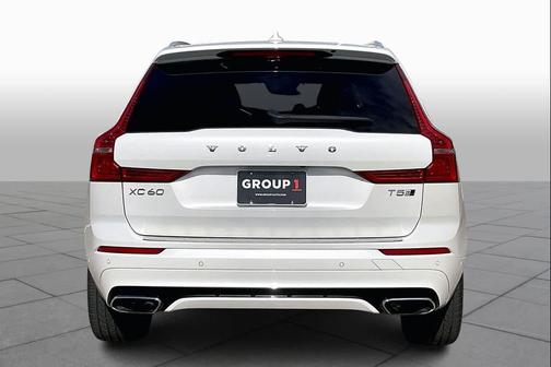 2018 Volvo XC60 T5 R-Design